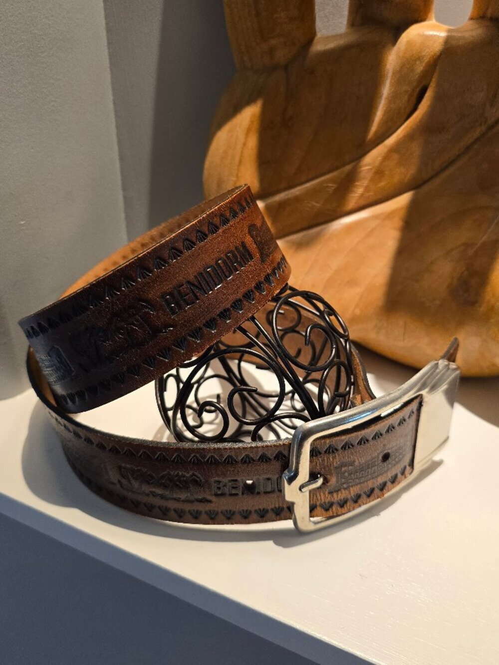 Spanish Benidorm market leather belt, brown w silver alloy buckle